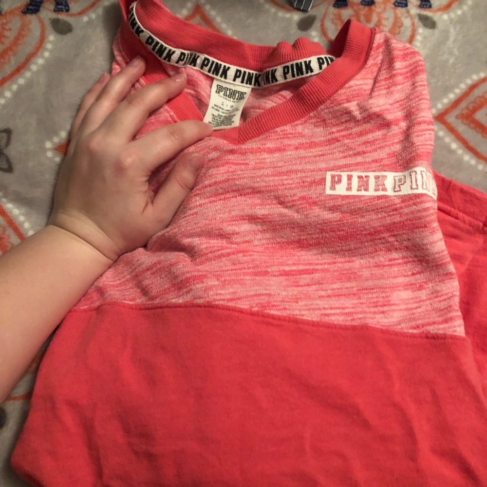Worn a few times PINK crew neck